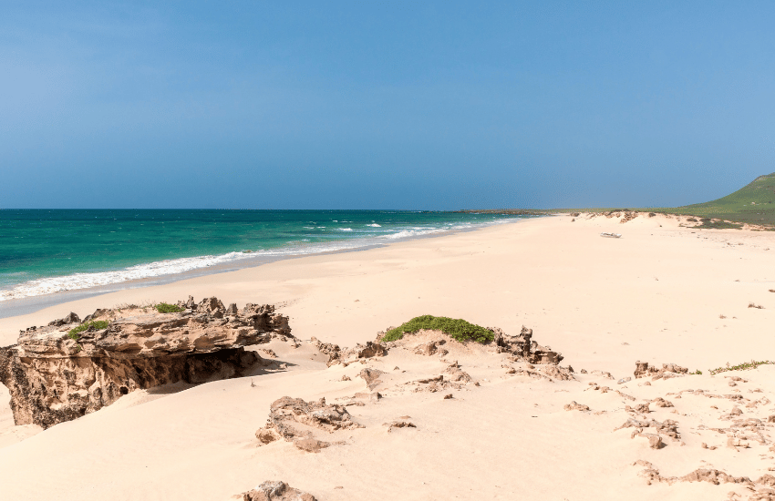 Strand Curralinho, Varandinha, Curral Velho und Santa Mónica - Boa Vista